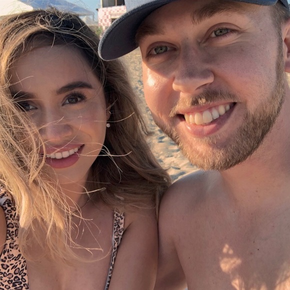 Meet your Posher, Sarah - Picture 1 of 1